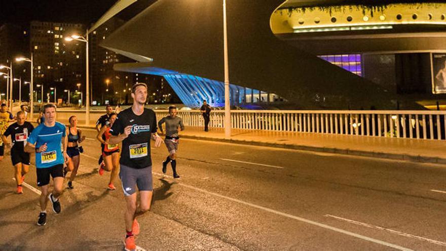 Corredores en la 15K Nocturna Valencia