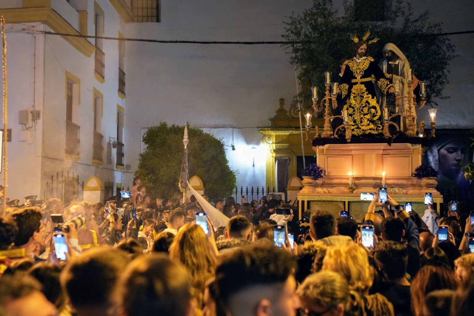 La prohermandad de Puerta Nueva anticipa las vísperas