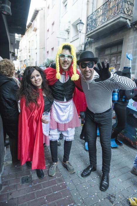 Set mil persones desborden els carrers de Sallent en un Carnaval multitudinari