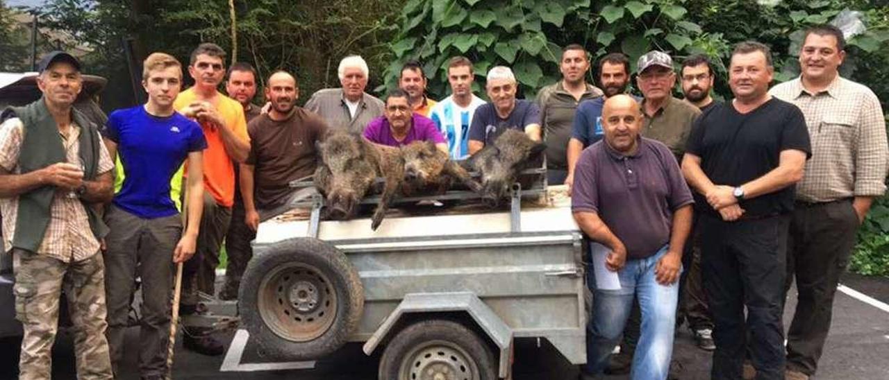 Cuadrilla del Pozu los Llobos, con el cupo de Bustevela (Cangas de Onís).