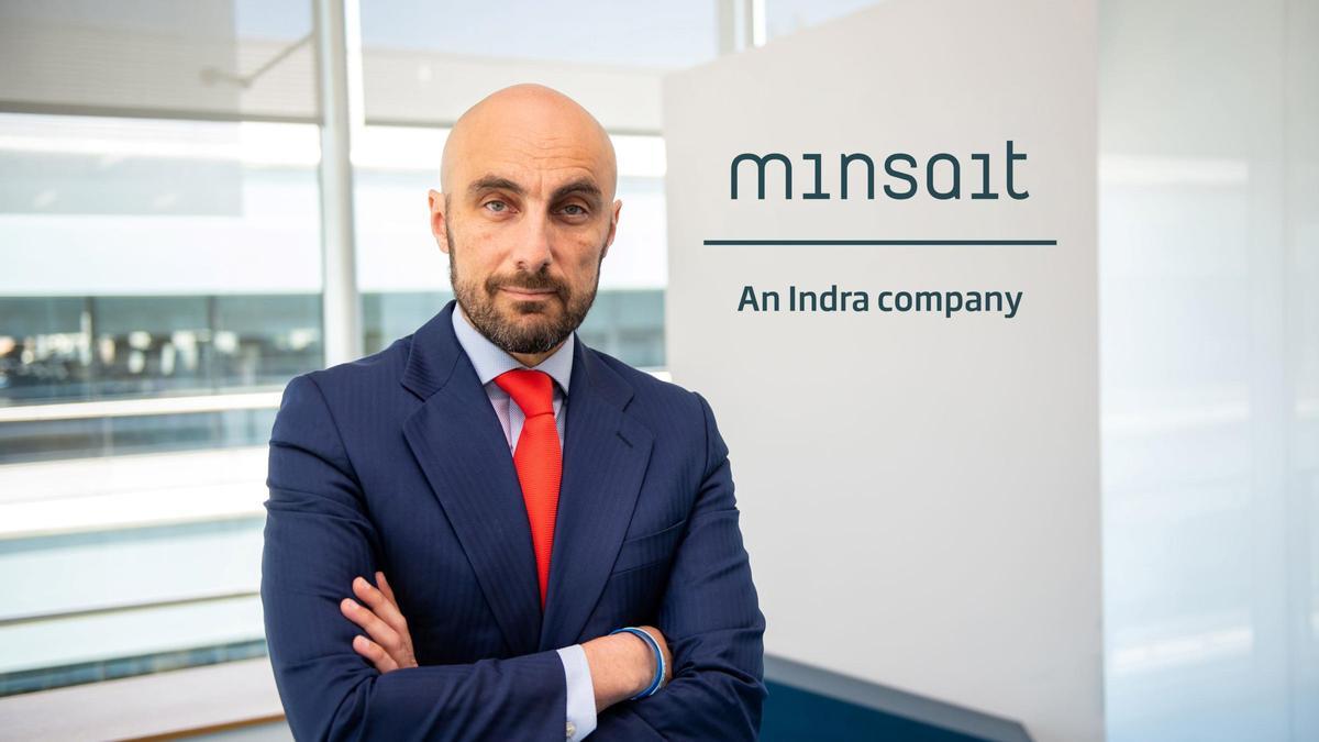 Archivo - El director general de Minsait (Indra), Luis Abril