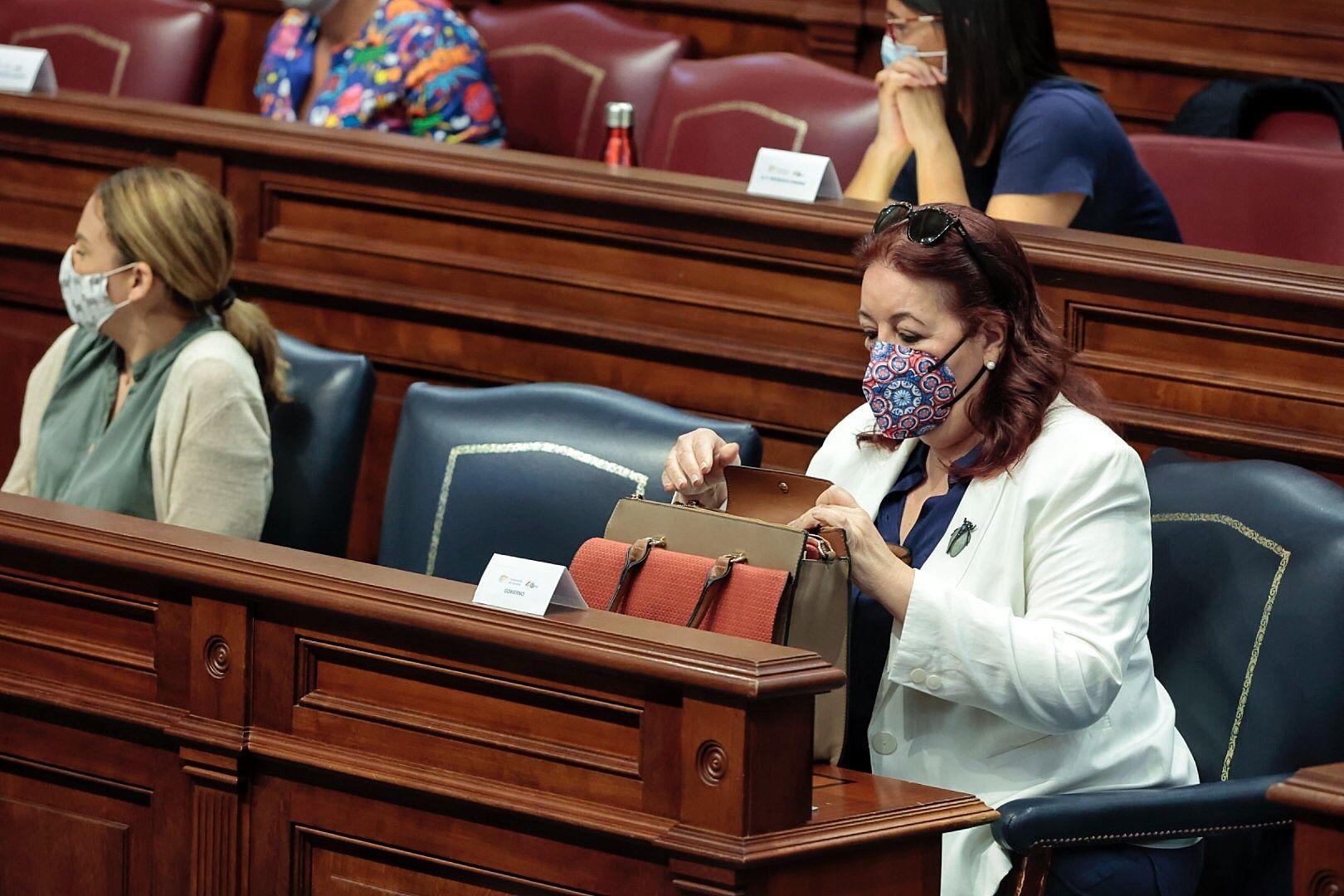 Pleno del parlamento de Canarias