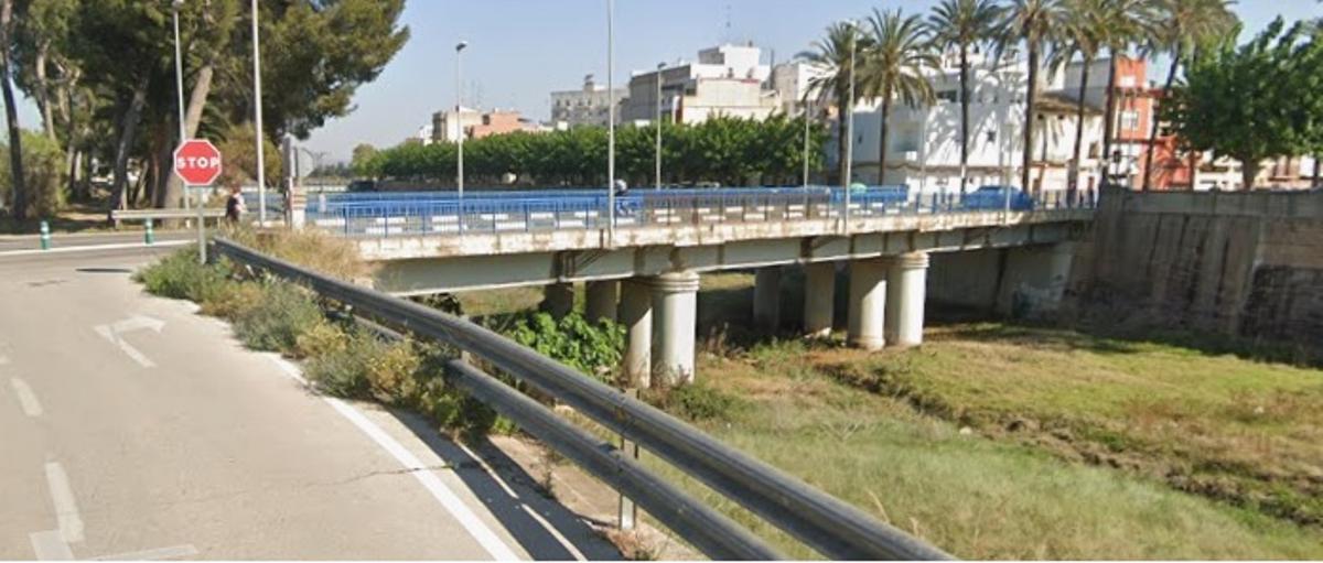 Puente de la carretera de Alzira CV-5121, recientemente reformado.