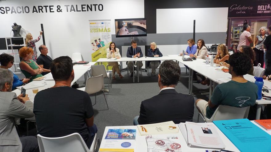 La Escuela de Joyería de Córdoba lidera en MadridJoya el primer encuentro de asociaciones profesionales del sector