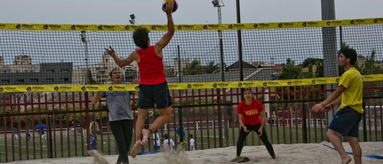 Un partido de volleyball en la Ciudad Deportiva de Elche, en una imagen de archivo