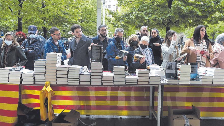 El paseo Independencia volverá a llenarse de libros en el Día de Aragón
