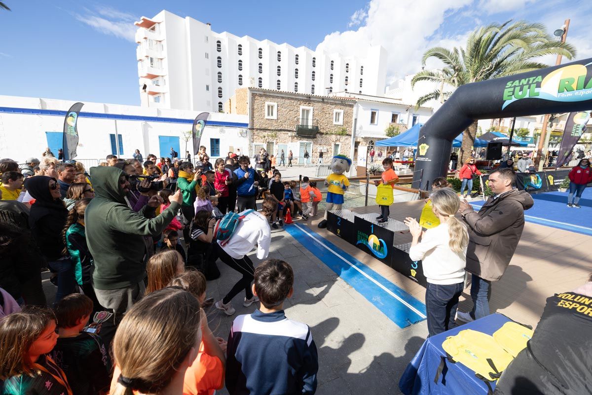 Mira aquí las imágenes de la cursa de Passeig a Passeig de Santa Eulària