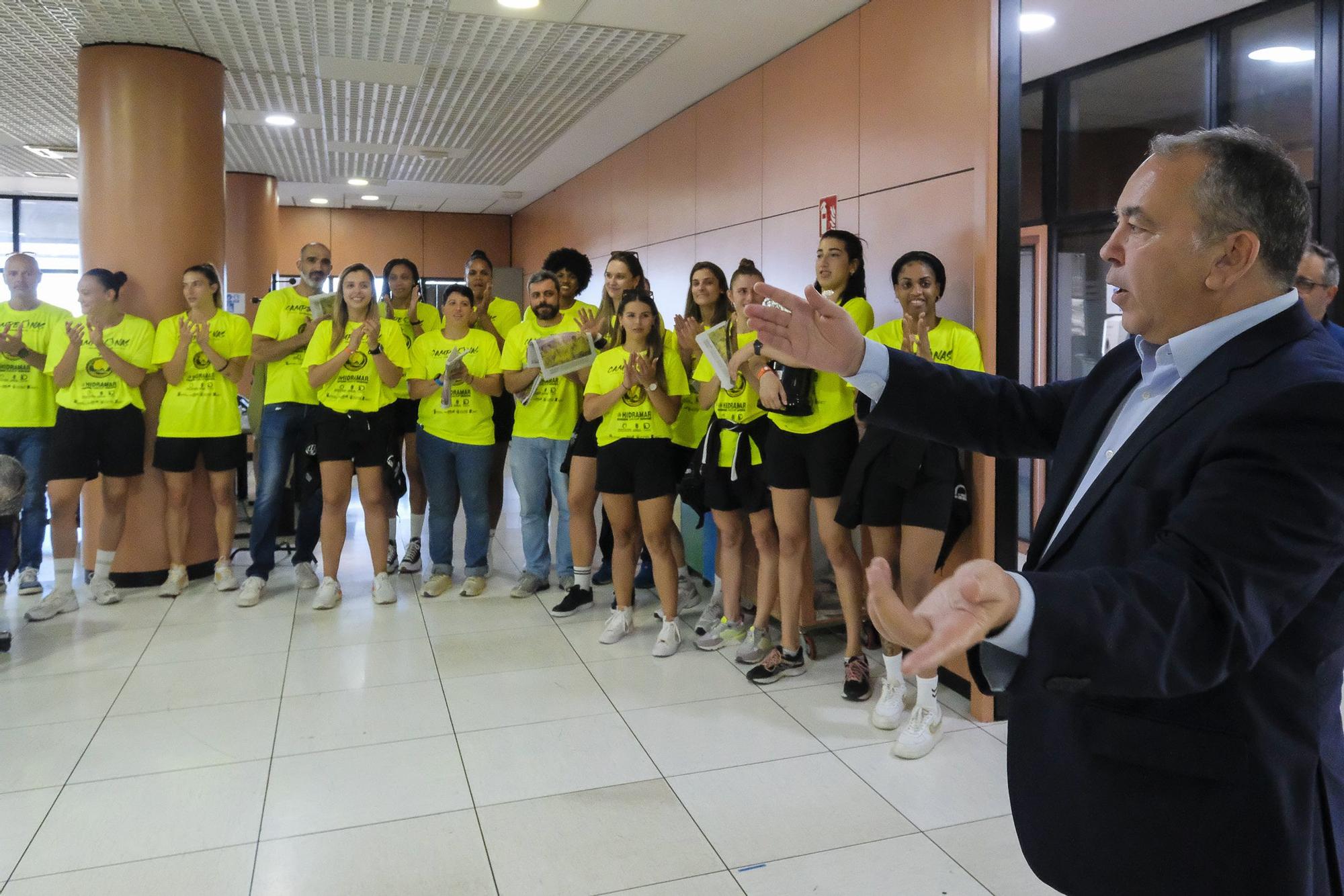 La plantilla del Hidramar Gran Canaria, campeonas de liga, visita la redacción de LA PROVINCIA