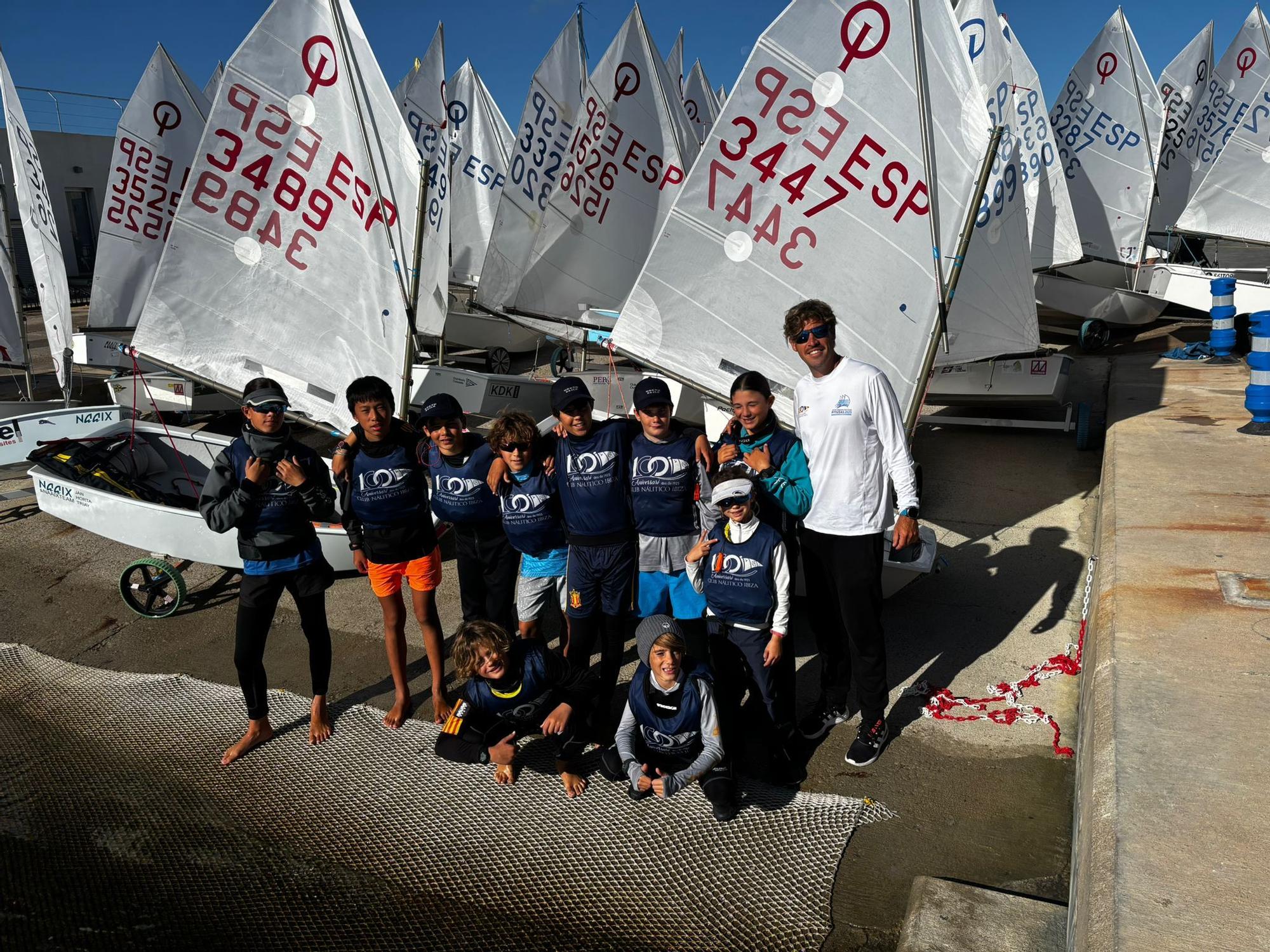 Los representantes del Club Náutico Ibiza