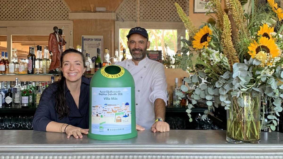Villa Más rebent el premi d'Ecovidrio