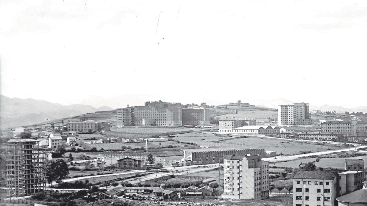 Oviedo, a pie de calle: El álbum de Buenavista