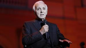 zentauroepp45288428 aznavour contra200426172750