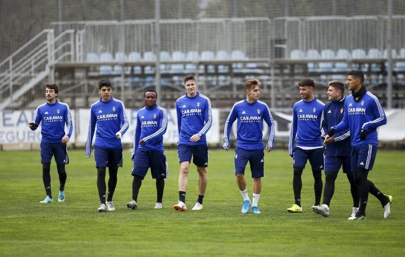 Entrenamiento del Real Zaragoza antes del partido contra la SD Huesca