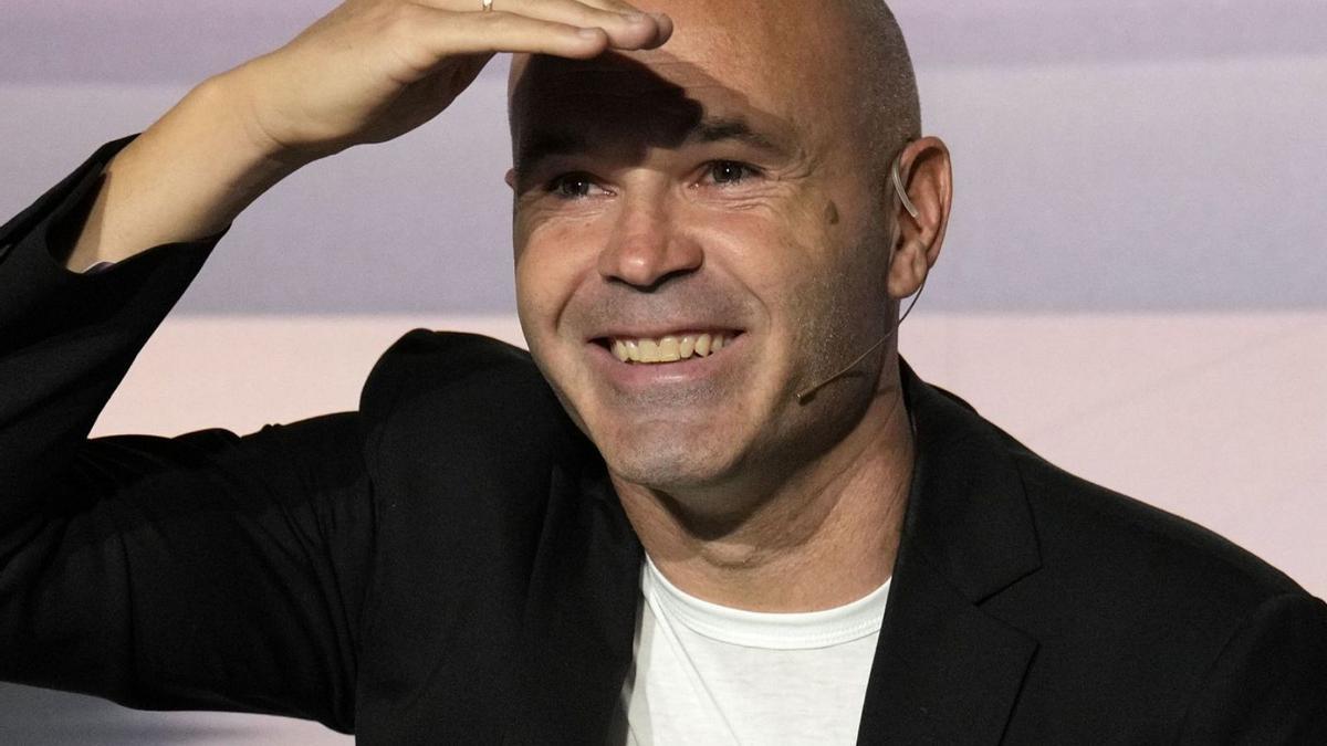 El adiós de Iniesta, el futbolista infinito
