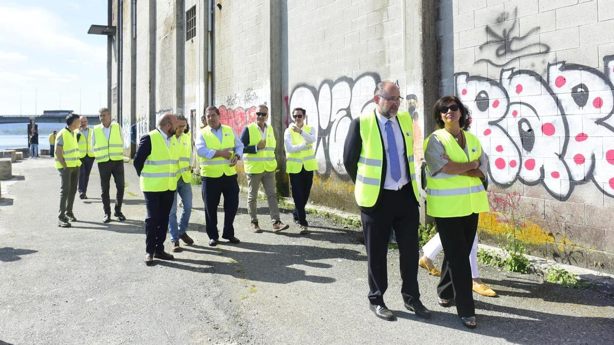 El Gobierno invierte 800.000 euros en un tramo de 470 metros del paseo litoral por la conservera Celta en A Pasaxe