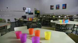 Reúnen casi medio millar de firmas para reclamar más plazas de comedor en los colegios de A Laracha