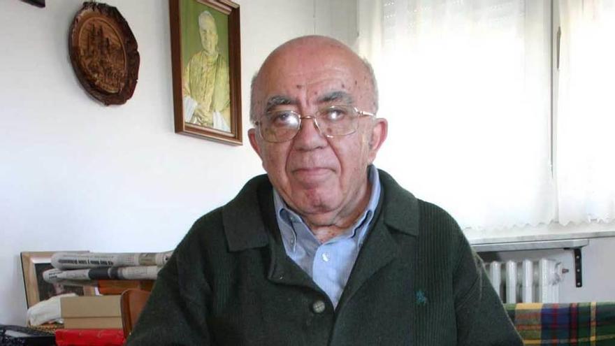 Manuel Antonio Barrera, en su residencia de Pravia.