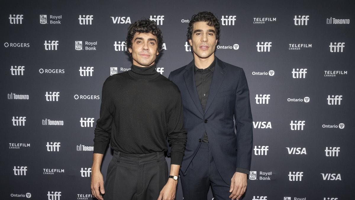 LA BOLA NEGRA | ‘La bola negra’, de Los Javis, gana el premio del público de TIFF 2026