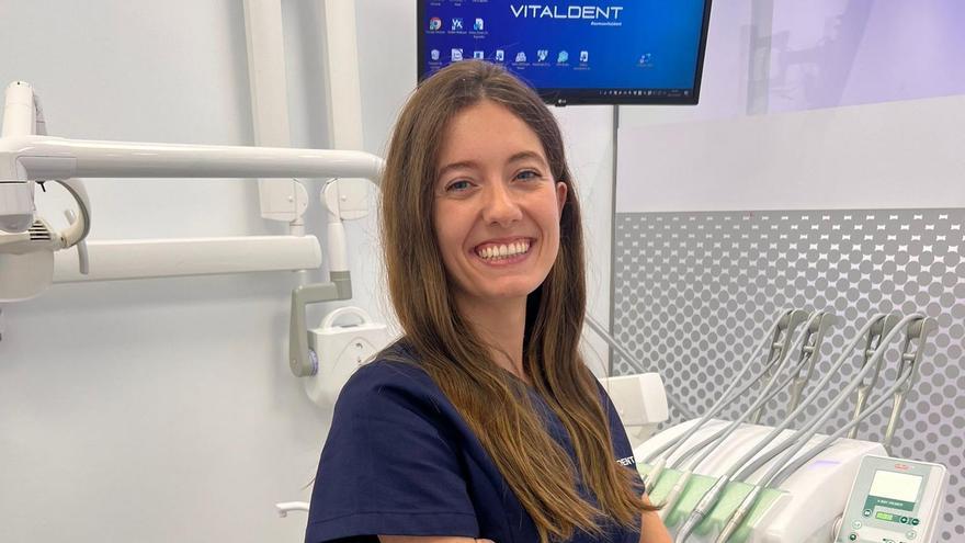 Andrea Otero, doctora ortodoncista colaboradora en Vitaldent (C-36-002408).