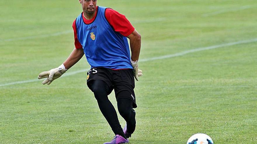 RubÃ©n MiÃ±o, en un entreno durante su etapa en el Mallorca.