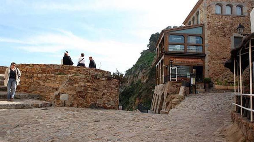 Vista de la ubicació del restaurant Rocamar, a la cala es Codolar.