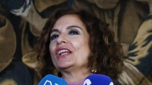 Els plats a l’aire de la candidata Montero