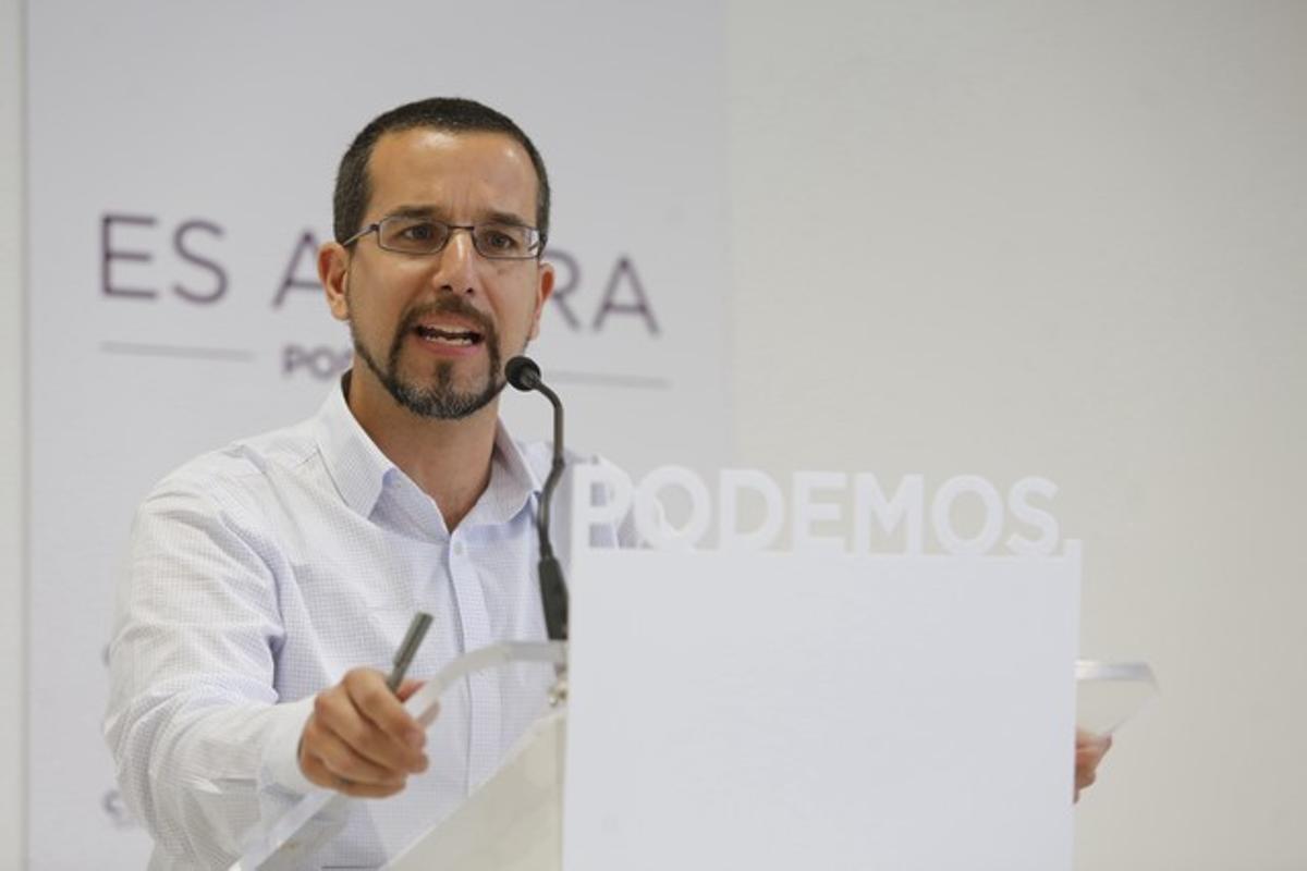 Roda de premsa del dirigent de Podem, Sergio Pascual, aquest dilluns.