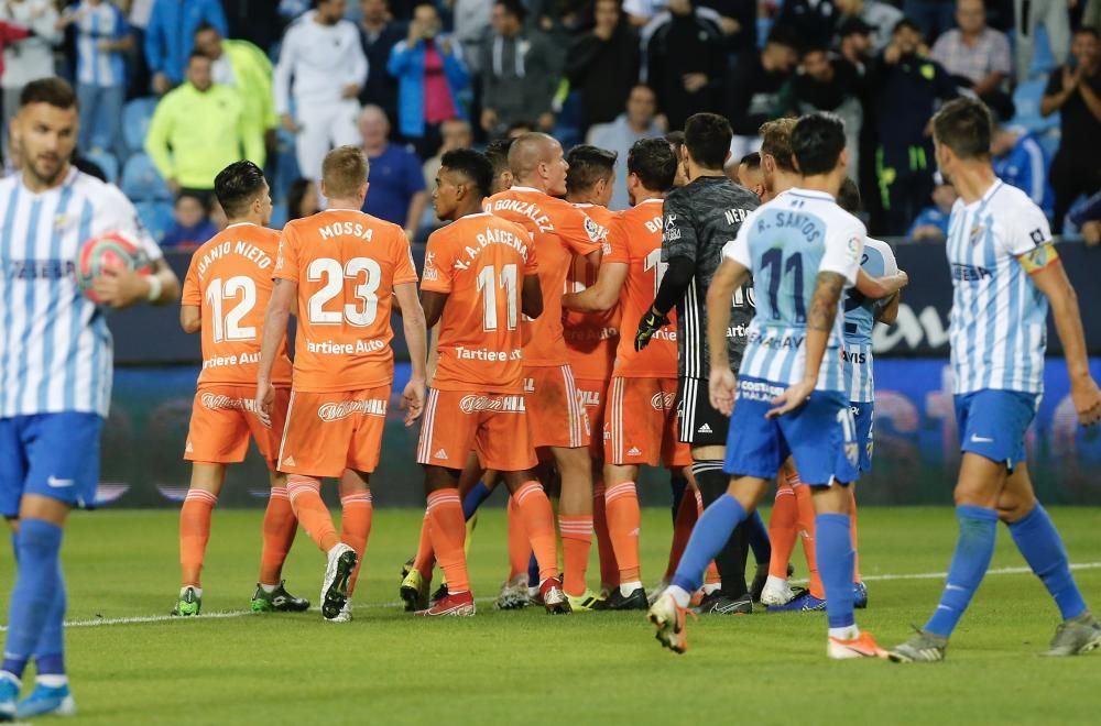 El partido entre el Málaga y el Oviedo, en imágenes