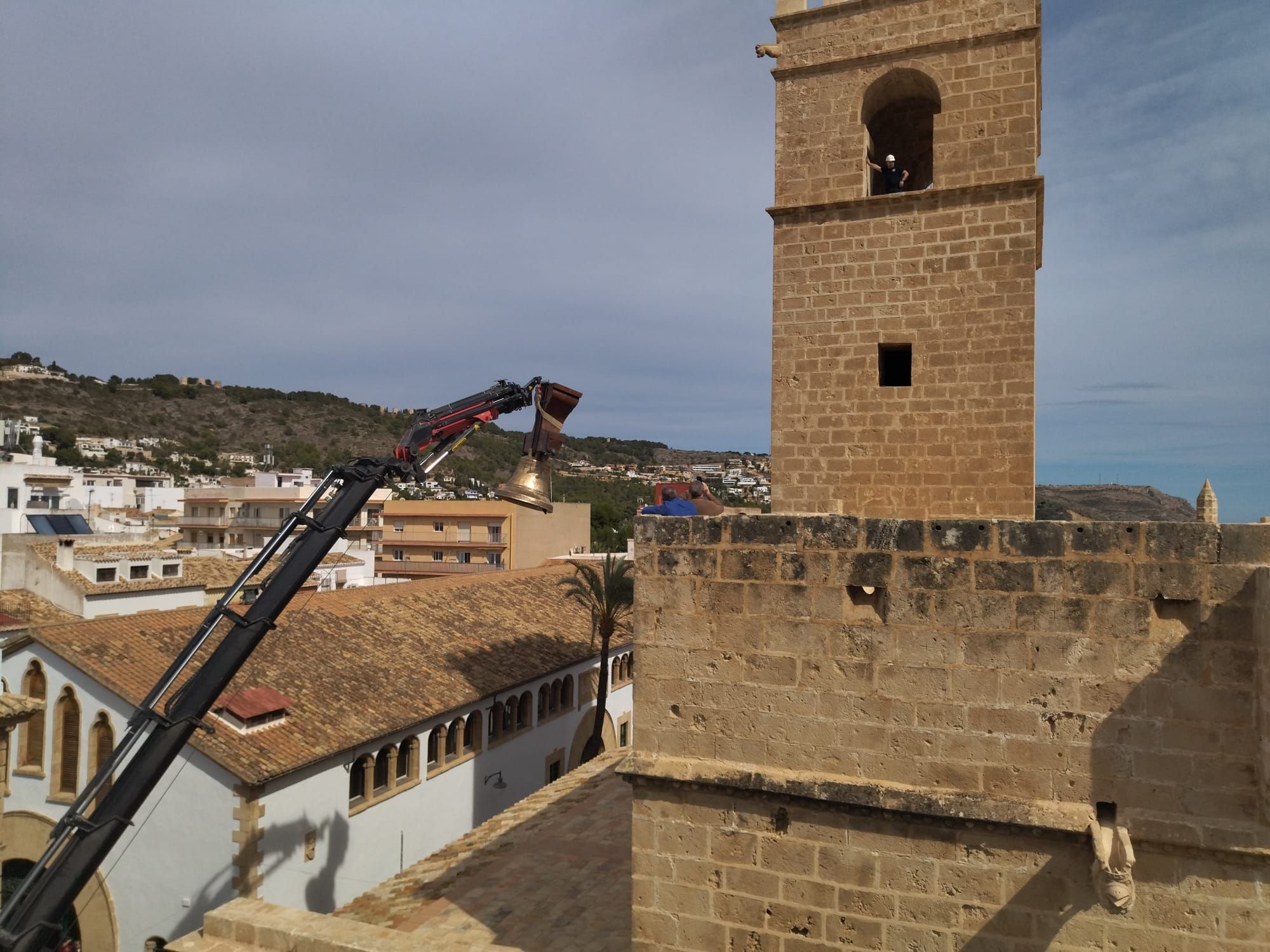 La "Grossa" sobrevuela Xàbia