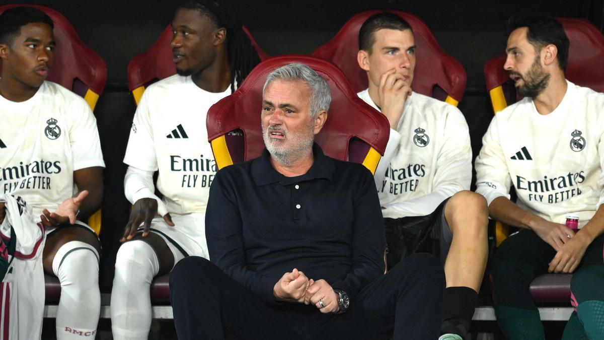 Mourinho se queja del horario del Clásico y del Valencia - Madrid ...