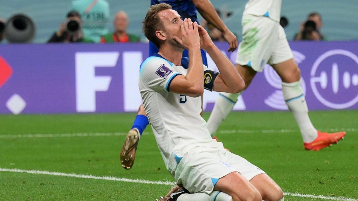 Kane se lamenta tras fallar una ocasión ante Estados Unidos