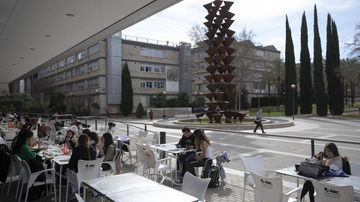 VLC Burjasot Campus de la Universidad de Valencia.