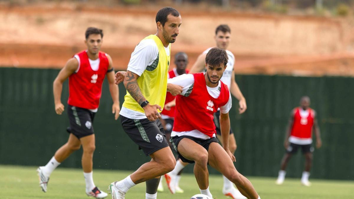 Ceccherini ya se ha ejercitado con sus nuevos compañeros.
