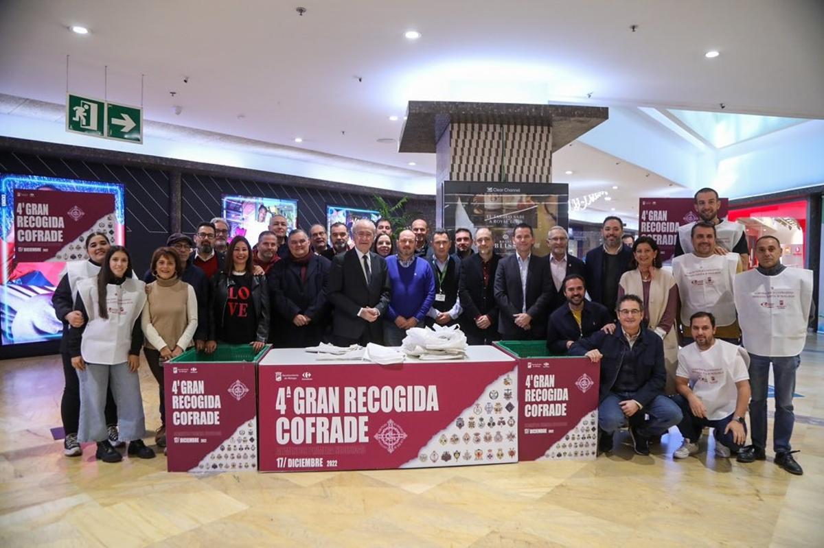 29 cofradías malagueñas participan este sábado en la cuarta edición de la gran recogida cofrade.