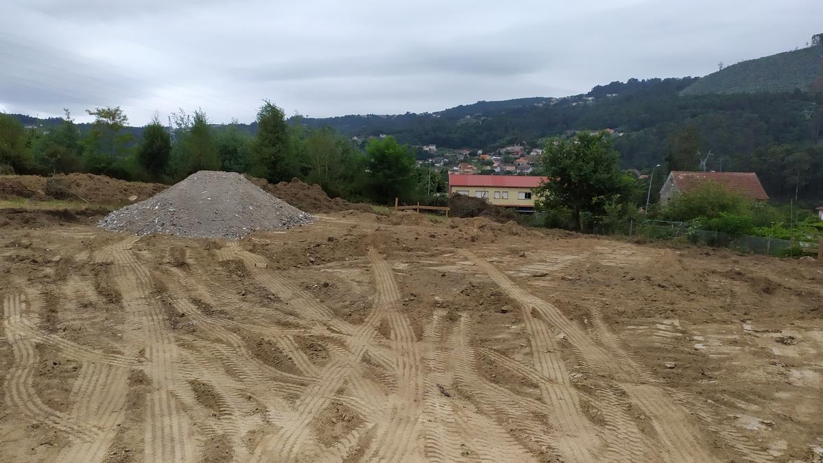 Los trabajos comenzaron por el movimiento de tierras. / FdV