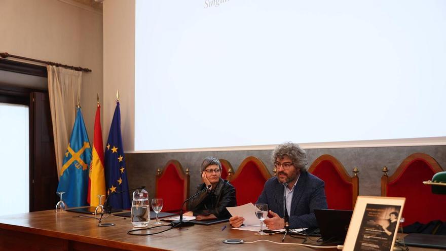 Ícaro Obeso: «La guía de Asturias de Dolores Medio es una obra de arte»