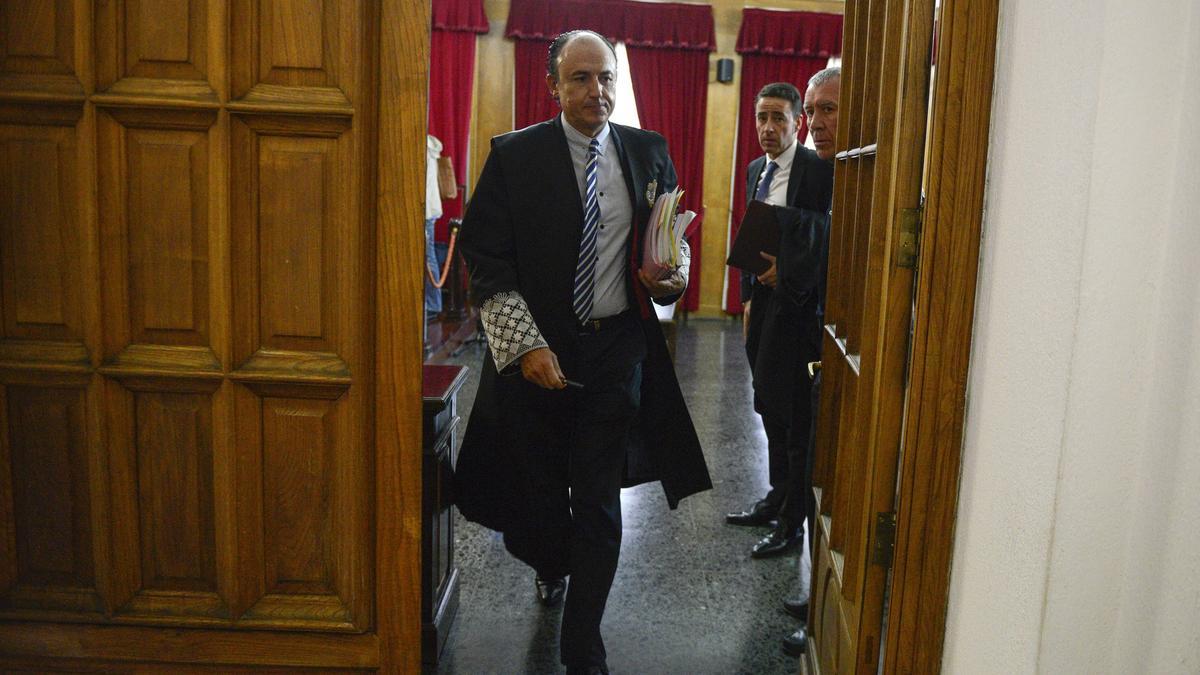 Florentino Delgado, tras un juicio.