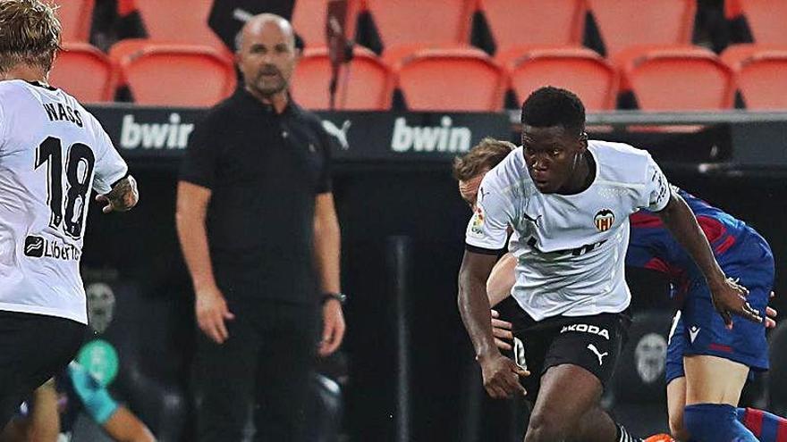 Paco López en Mestalla.