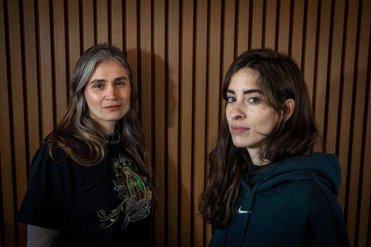 Ana Garriga y Carmen Urbita, autoras de 'Instrucción de novicias'.