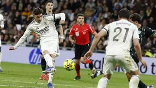 Valverde y Arda echan abajo el castillo de naipes de Eder Sarabia