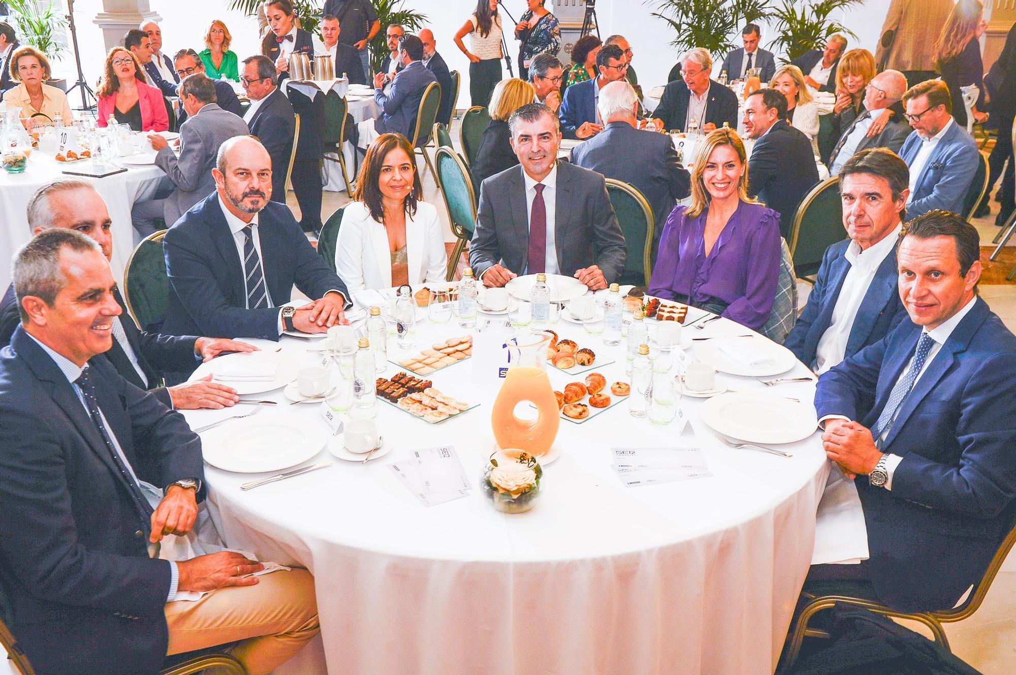 Cuca Gamarra en el Foro de Cadena Ser Canarias