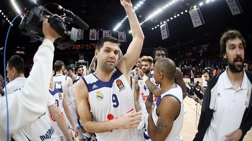 El Real Madrid celebra una de sus muchas victorias de esta temporada en la Euroliga.