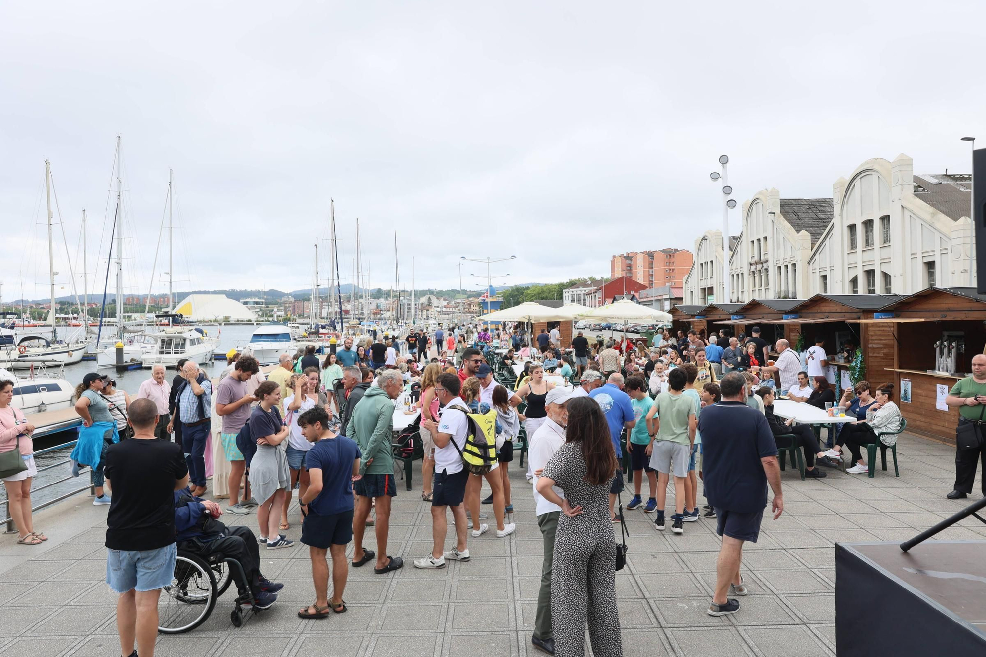 EN IMÁGENES: La despedida de Gastronáutica en Avilés