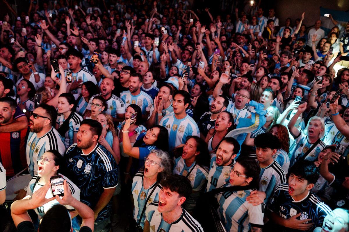 Madrid sigue la final del Mundial 2026 entre España y Argentina. Madrid sigue la final del Mundial 2026 entre España y Argentina.