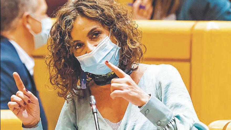 La ministra de Hacienda, María Jesús Montero, ayer en el Senado.