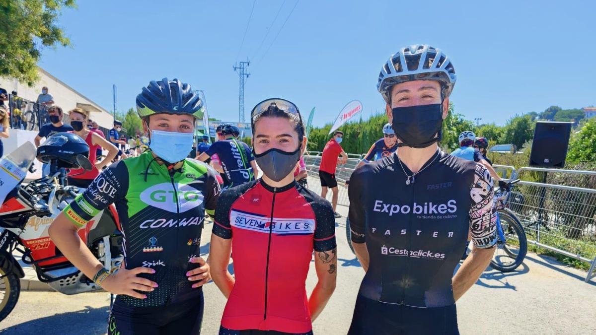 Podio femenino de la MTB Guadalcázar.