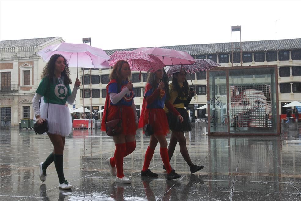 FOTOGALERÍA // Cabalgata de Carnaval de Córdoba suspendida por la lluvia