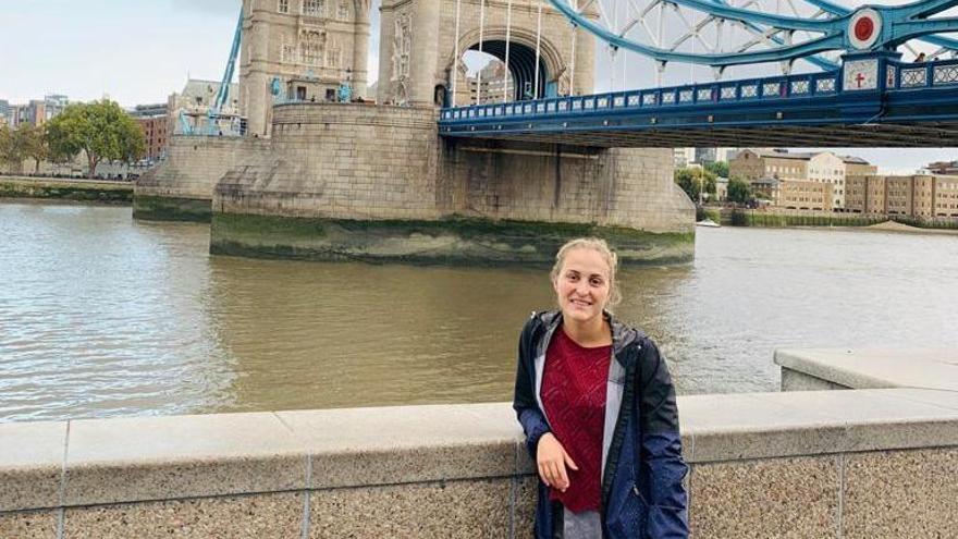 Carmen Escalante: &quot;Entreno con amigos en la piscina de la Universidad&quot;