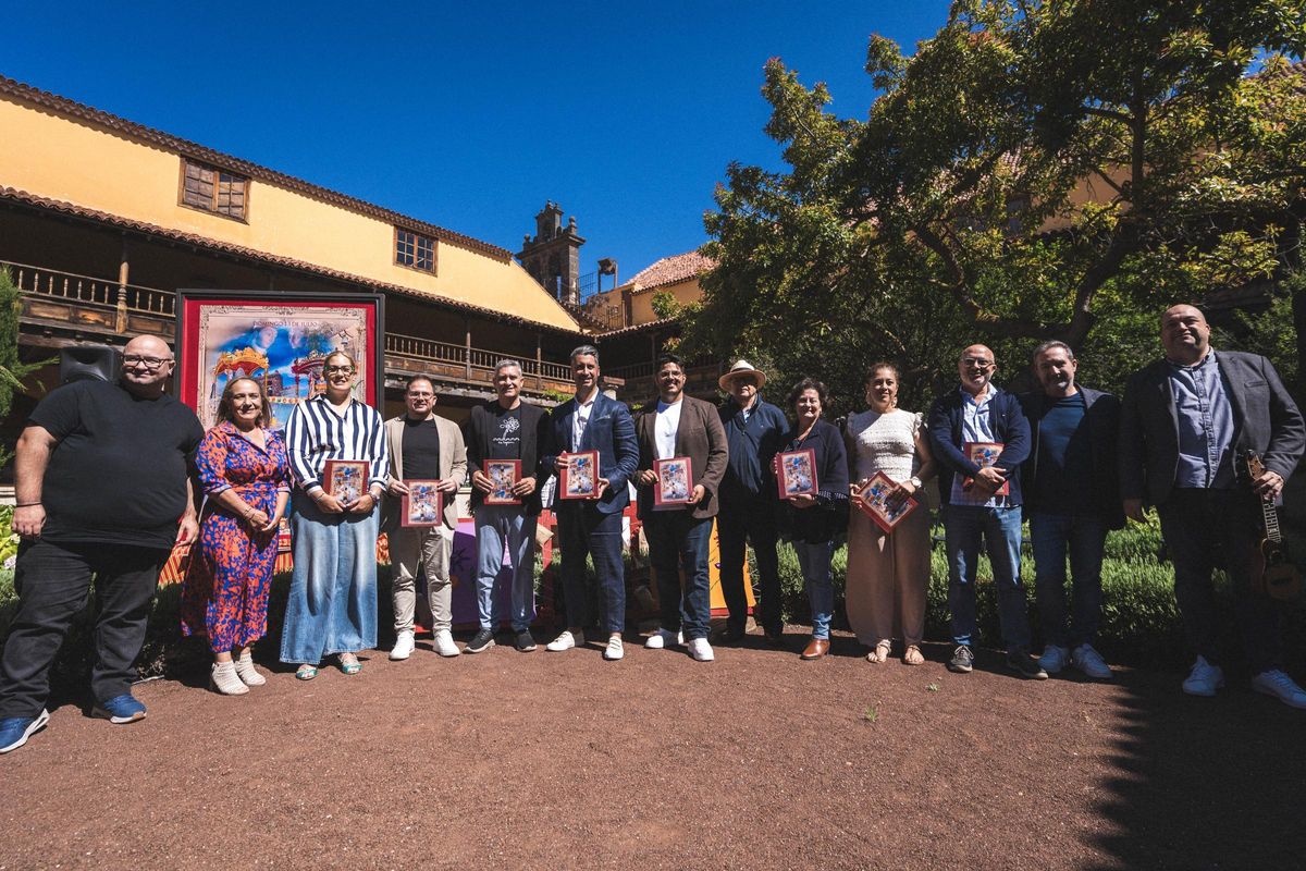 Presentación del programa de actos.