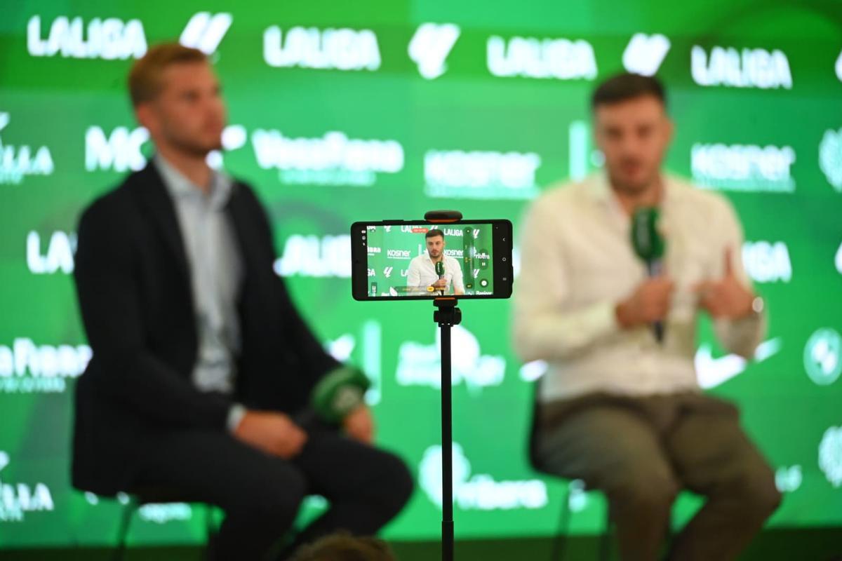 Presentación de Martín Anselmi, nuevo entrenador del Elche CF